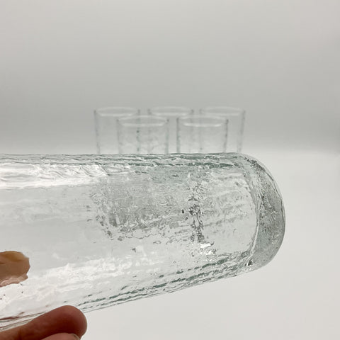 Vinateg chevron glass detail of the structured surface