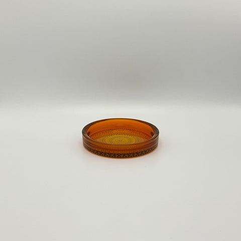 Oiva Toikka dish or small tray / plate, part of the Kastehelmi series. Vintage design, this colour was produced between 1964 and 1978.